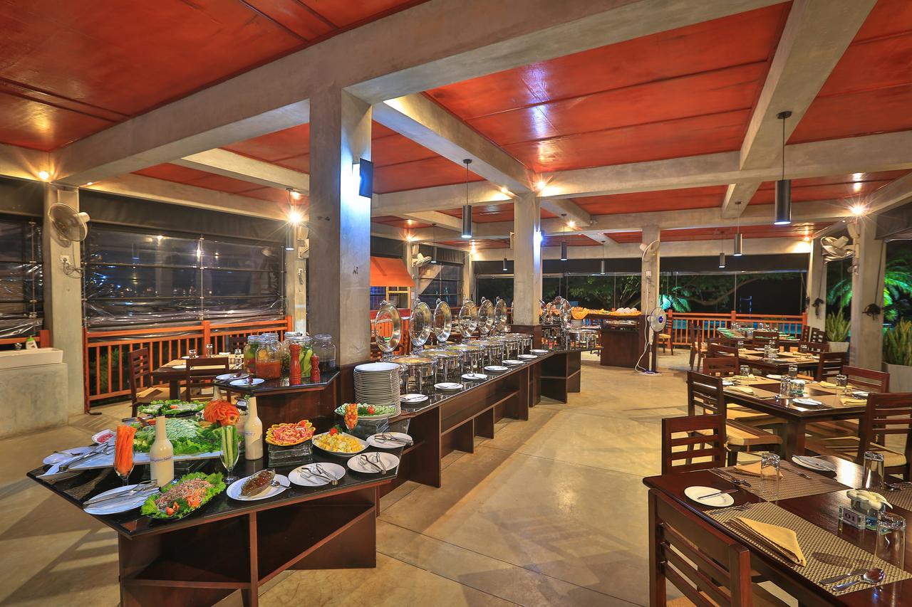 Laya Waves Hotel Passikudah Exterior photo